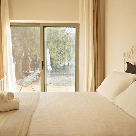 Mekia'S Beach House Livadia  المظهر الخارجي الصورة