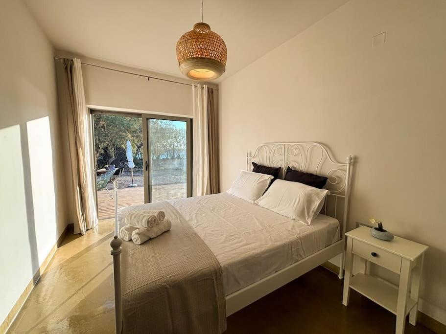 Mekia'S Beach House Livadia  المظهر الخارجي الصورة
