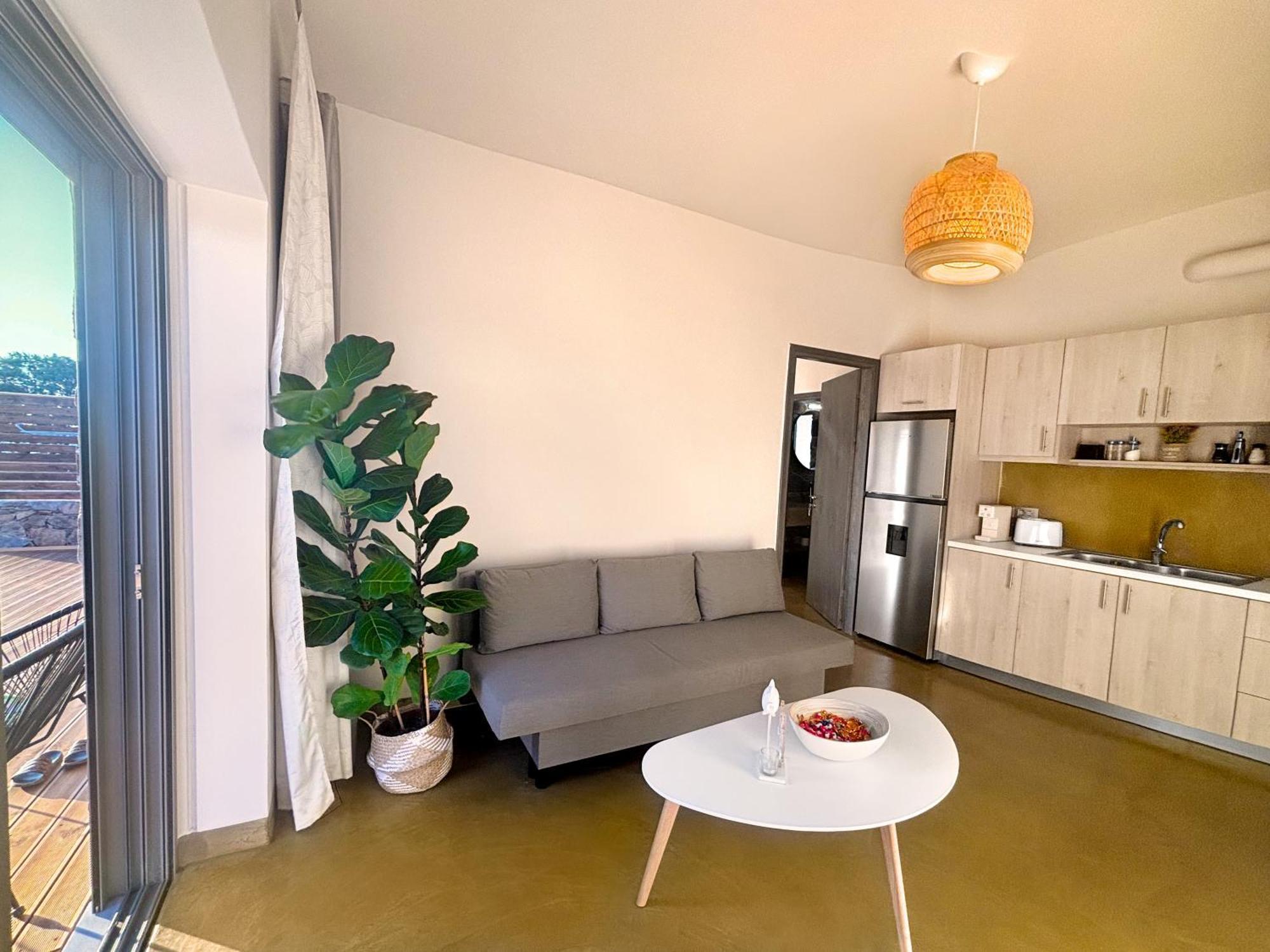 Mekia'S Beach House Livadia  المظهر الخارجي الصورة