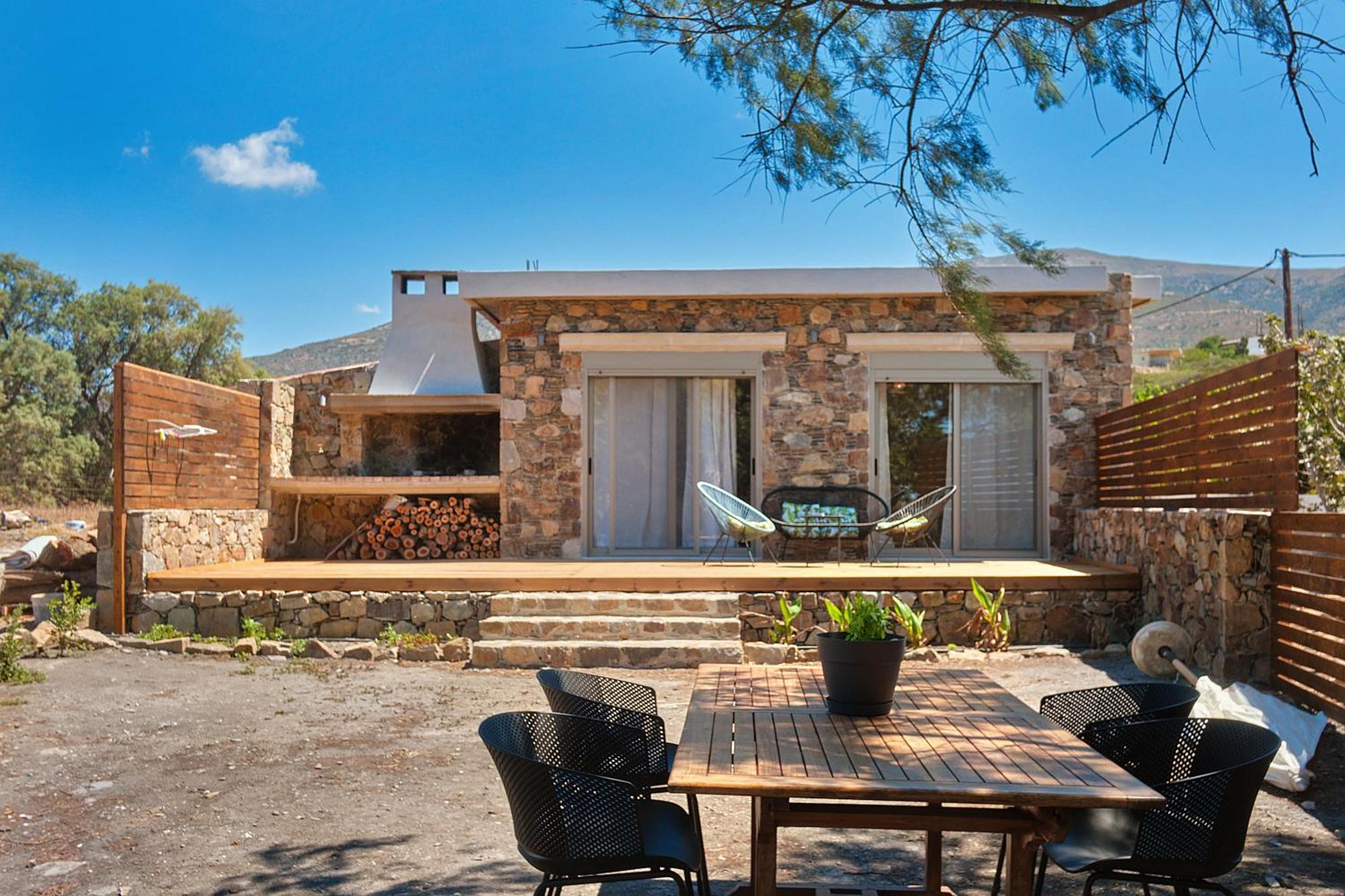 Mekia'S Beach House Livadia  المظهر الخارجي الصورة